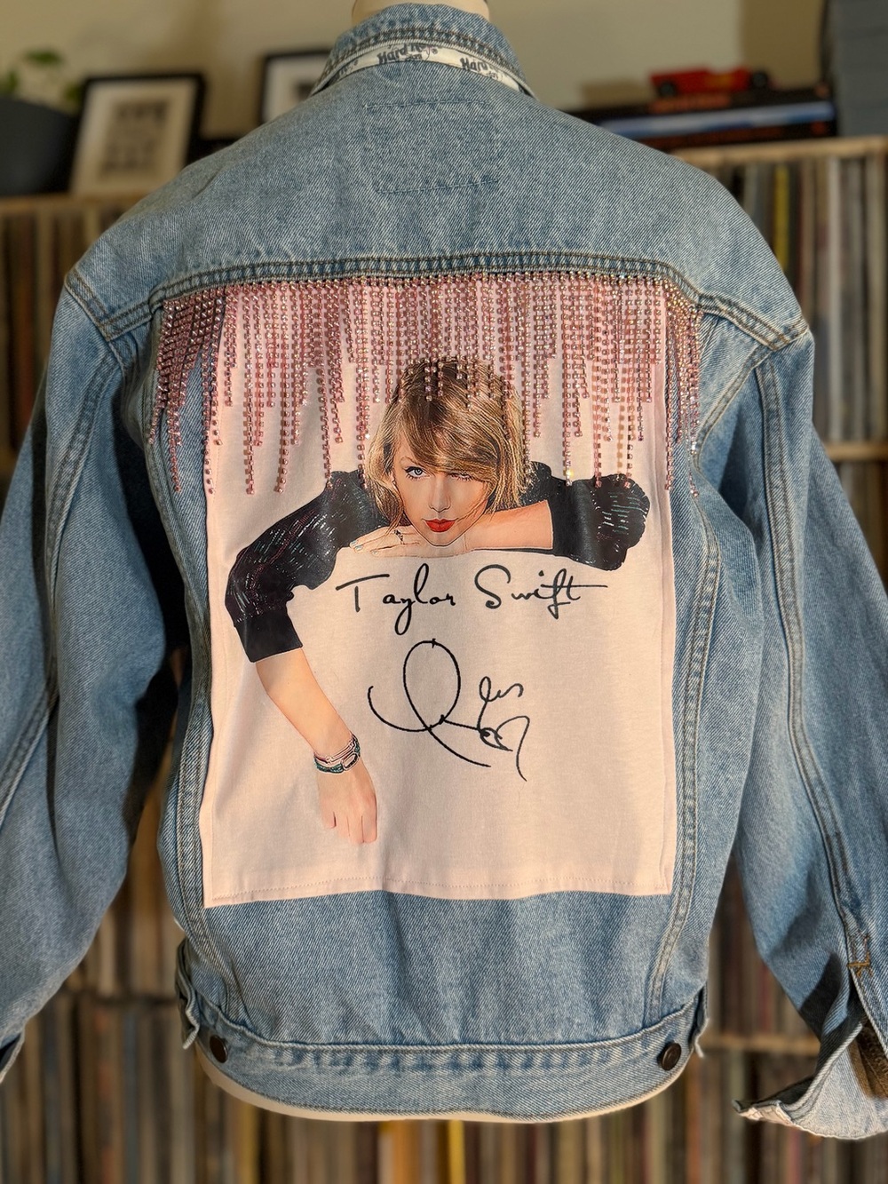 Custom Taylor Swift “Eras” Denim Jacket Oversize Vintage Hard Rock Cafe Swiftie - Picture 2 of 13